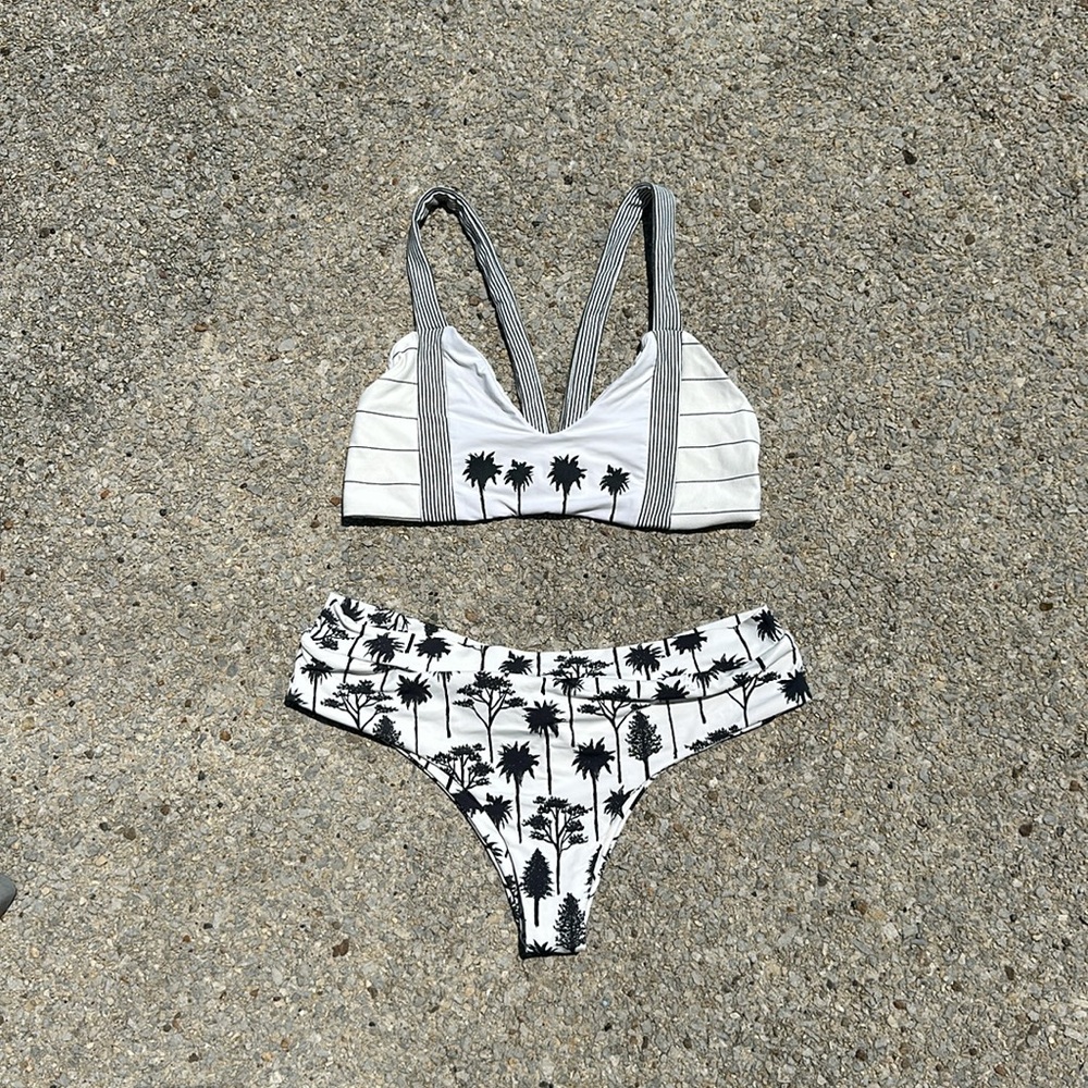 Boys + Arrows Hollywood Dixie XL Bikini Top & L Bottom